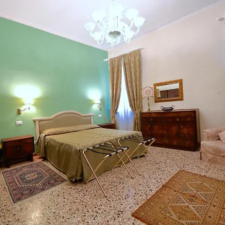 Chandeliers Apartment Venezia Esterno foto